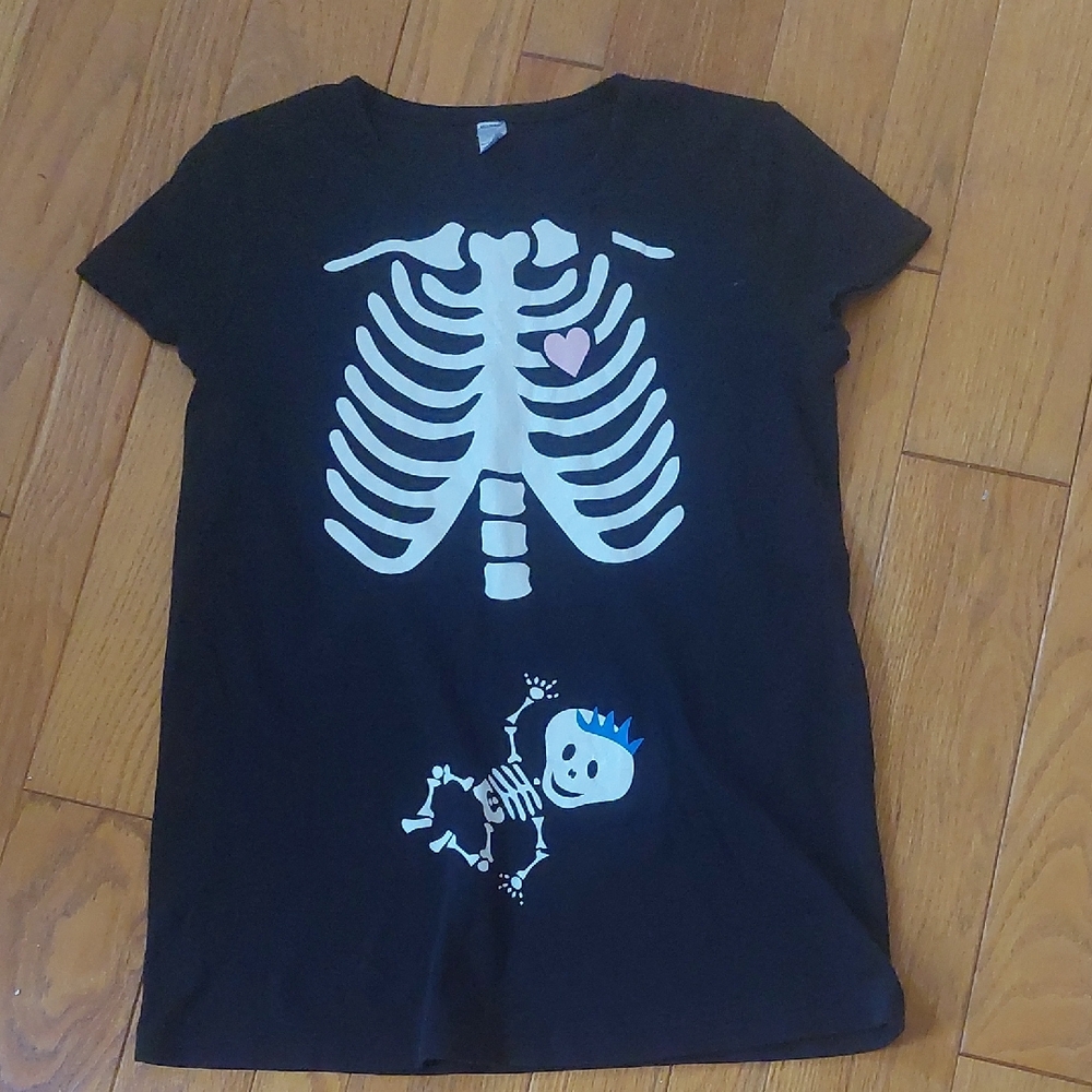Maternity Skeleton Shirt